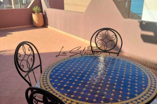 Charming furnished house for sale in Mireleft