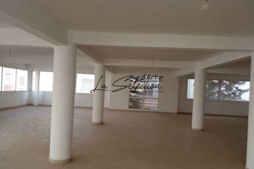 Building in the center of Hay Salam for Sale