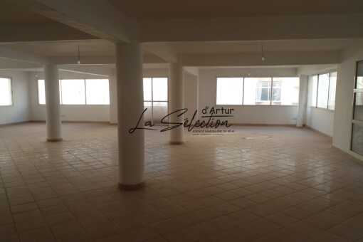 Building in the center of Hay Salam for Sale