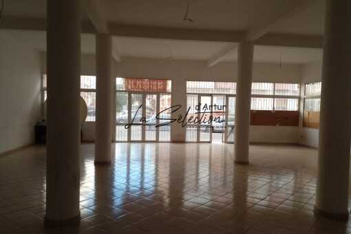 Building in the center of Hay Salam for Sale