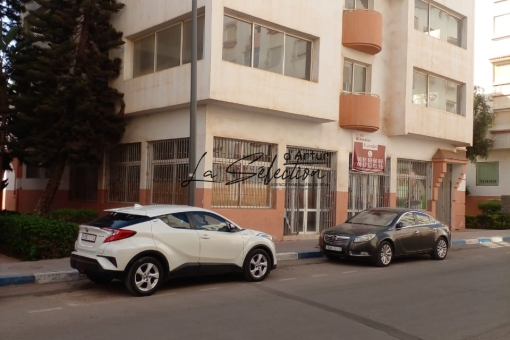 Building in the center of Hay Salam for Sale