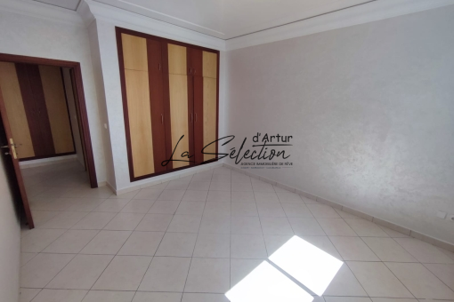 Beautiful empty 3-bedroom apartment for rent