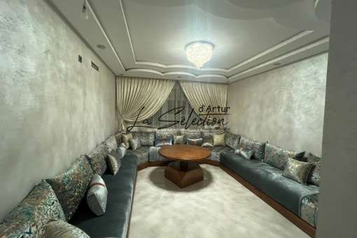 Joli appartement 2 chambres à Al Wifaq à Louer